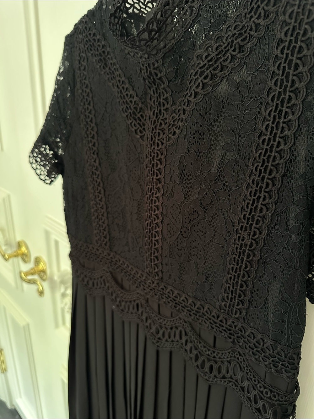 Zara Black Lace Midi Dress with Pleated Skirt - Picture 3 of 3